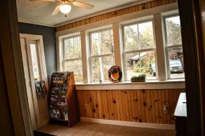 Victorian Rose / Brook Road Inn - Image 4