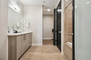 Denver's No1 Penthouse Huge Patio Rino ART Lofts - JZ Vacation Rentals - Image 3