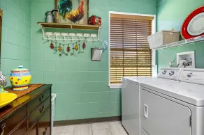 Spacious Red Oak Cottage at Fall Farm - Image 2