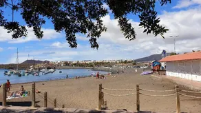 Holiday Accommodation \"Big 2-berdroom in Tenerife South\" overlooking the main plaza - Image 5