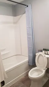Pleasant 1 Bedroom Private Suite in the Meadows - Image 4