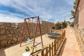 Ferienhaus 'Los Naranjos' mit Bergblick, WLAN und Klimaanlage - Image 3