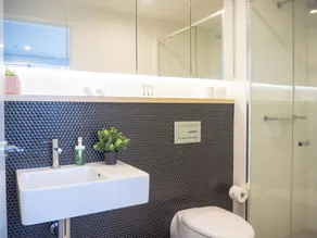 Classy & Spacious 2 Bedroom, 2 Bathroom (En Suite) - Image 2