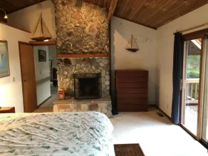 Waterfront Lindal Cedar Home \"The Getaway\" - Image 3