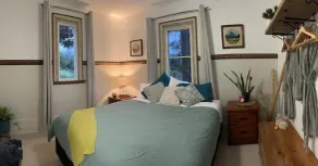 Love Lane Farmstay- Romantic couples Cottage Escape - Image 3