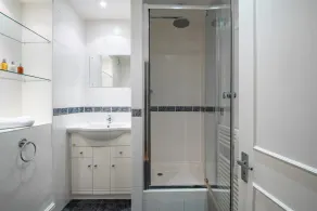 Putney Perfection - Image 2
