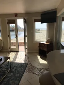 Capitola Beach  FRONT Venetian Condo - on the Beach - Image 3