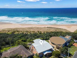 Waters Edge - beachside home near Rennies Beach - Image 4