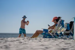 🏖️1st Row Beach House🌴6 Seat Golf Cart 🌊OceanView Pools🏝️Beach Equip🔥Patio-Firepit - Image 2