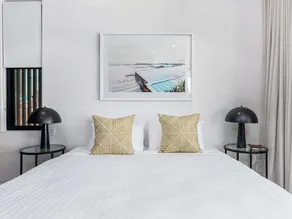 The Arden 5 Coogee New Quiet Beachside Balc Apt - Image 5