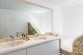 Villa Alkirra with breathtaking views of the Aegean sea at great location - Image 2