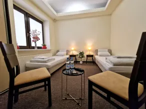 Hostel Helvetia - Private Rooms in City Center - Image 2