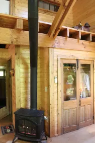 Private Getaway-17 miles to Asheville,  Hot Tub & Fireplace, Pet Friendly - Image 2