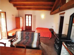 House - Image 3
