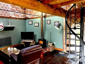 The Barn at Whitehouse Farm 18th century 3 bed Barn- Beautifully converted - Image 2