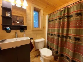 Quiet Sports Oasis-Wooded & Private - Image 2