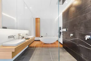 Luxury Villas Balmoral Golden Mile Luxe (Heated Pool) - Image 3