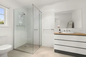 Pet friendly Riverside Retreat - Image 3