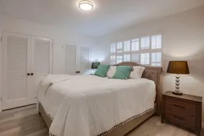 Steps to Windansea Beach * Dual Cal King Beds * Dog OK - Image 4