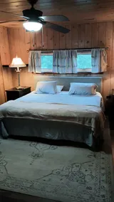 Rustic Log Cabin - Image 5