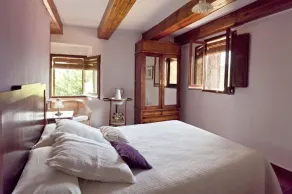 Casa Miró - Beautiful Holiday Villa w/ 8 bedrooms. Indoor + Outdoor Pool.  - Image 4