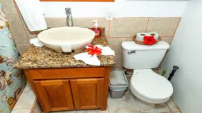 Casa Magdaluz, Recently Renovated Beach House with Great View!! - Image 4