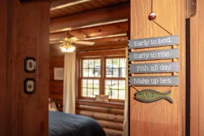 Spacious, Lake Front, Authentic Log Home - Image 3