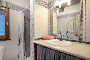 Holiday Home 'Mora' with Private Terrace, Private Garden and Wi-Fi - Image 2