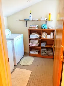 Glass House Getaway- 3 Minutes to Gunstock & Pet Friendly! - Image 4