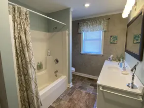 Scenic Ridge Guest House a Farmhouse in the Mohican Valley - Image 3