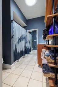  🏡SOULARD🏡 next to 🍻BUDWEISER🍻in a WALKABLE location🎉 - Image 2