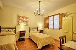 Apartment i Gorgognano med 3 sovrum som kan rymma 6 - Image 5