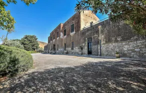 Nice home in Roccapalumba with private swimming pool, can be inside or outside - Image 4