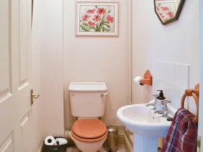 4 bedroom accommodation in Whitstable - Image 4
