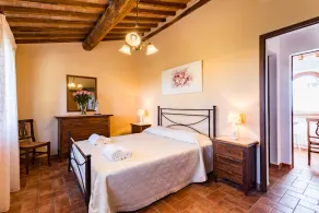 Lovely cottage with outdoor patio and small terrace. Panoramic pool and bbq. - Image 5