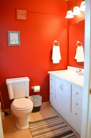 Charming Downtown Luray Getaway - 15 minutes from Shenandoah National Park - Image 2