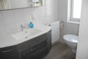 Appartamento 'Ferienwohnung Og Rechts - Lychen' con vista lago, terrazza in comune e Wi-Fi - Image 2