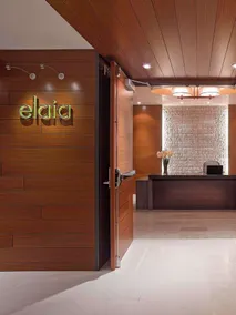 2 Connecting Suites at a 4⭐️ Hotel - Image 2