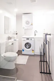 Funky apartment in Northbridge, CENTRAL+FREE WIFI & PARKING - Image 5