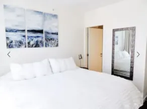 This is for a booking with Victoria Waterfalls Hotel. 1 bedroom suite, sleeps 4. - Image 4