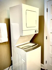 Modern Apartment on The Talimena Scenic Byway-walk to downtown - Image 3