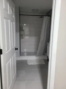 Emmaus contemporary private entrance guest room - Image 2