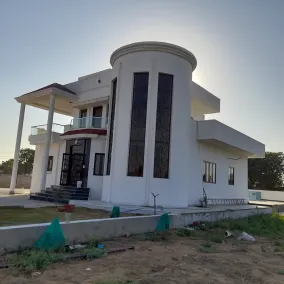 Modern Farm House in a pollution-free environment. - Image 4