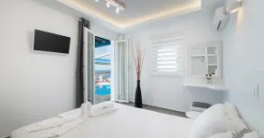 Andros Villa with Private Pool Near Batsi Beach - Image 3