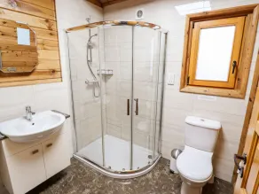 AVOCET LODGE, pet friendly in Tattershall Lakes Country Park - Image 2