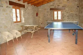 Extraordinary spacious and luxurious limestone house with all facilities - Image 3