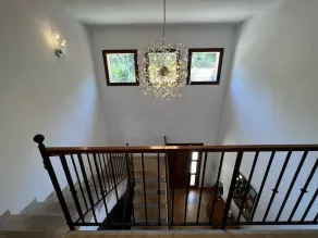 Villa Exclusivo Grande com Piscina Privativa e Vista Para a Montanha - Image 2