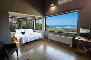 Exclusive dream villa, hilltop, secluded, panoramic views, close to town - Image 5