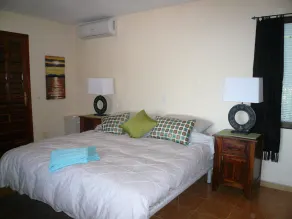 Beautiful, spacious 3 bedroom villa with large private pool, Mijas - Image 5
