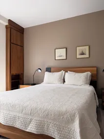 The Captain’s Quarters 2 bedroom harbourview condo - Image 5